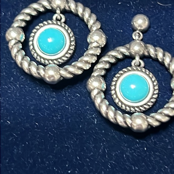 Montana Silversmiths, Every Direction Turquoise Earrings - Picture 4 of 9